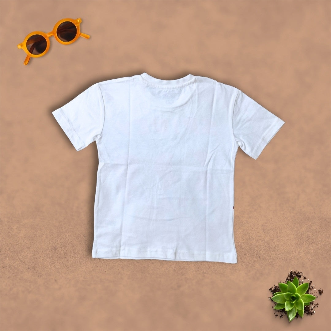 Peppy Wands | White T-Shirt